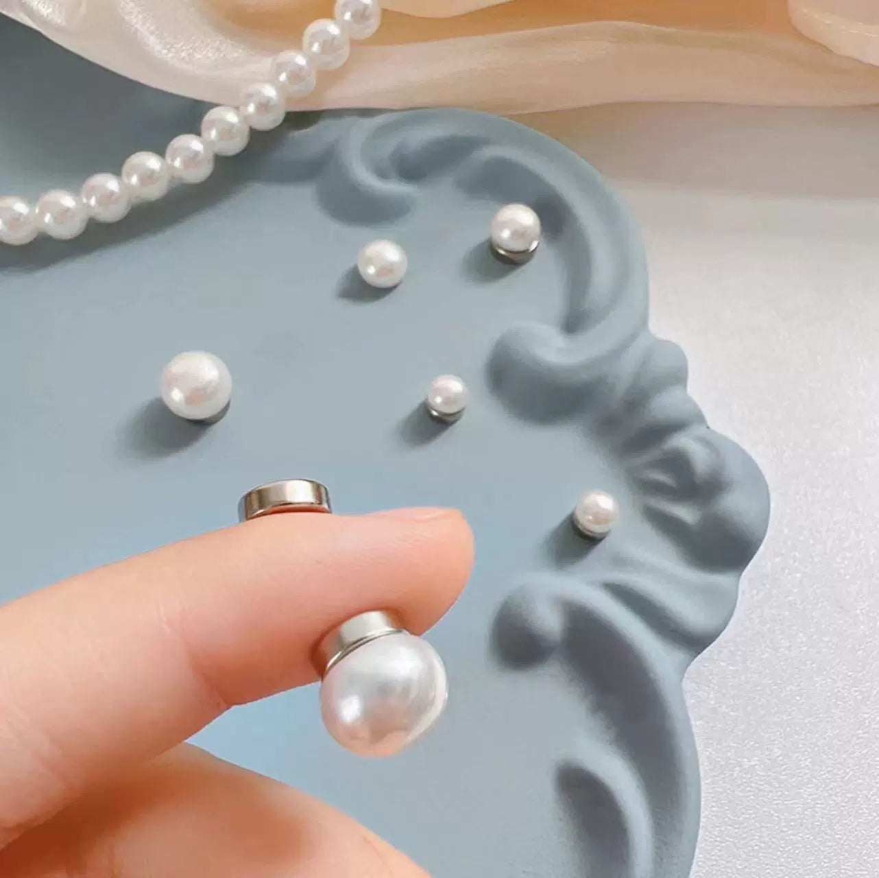 White pearl magnetic stud earrings – no piercing needed, soft & chic