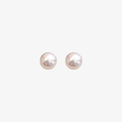 Classic faux pearl magnetic earrings – non-pierced stud style 8mm