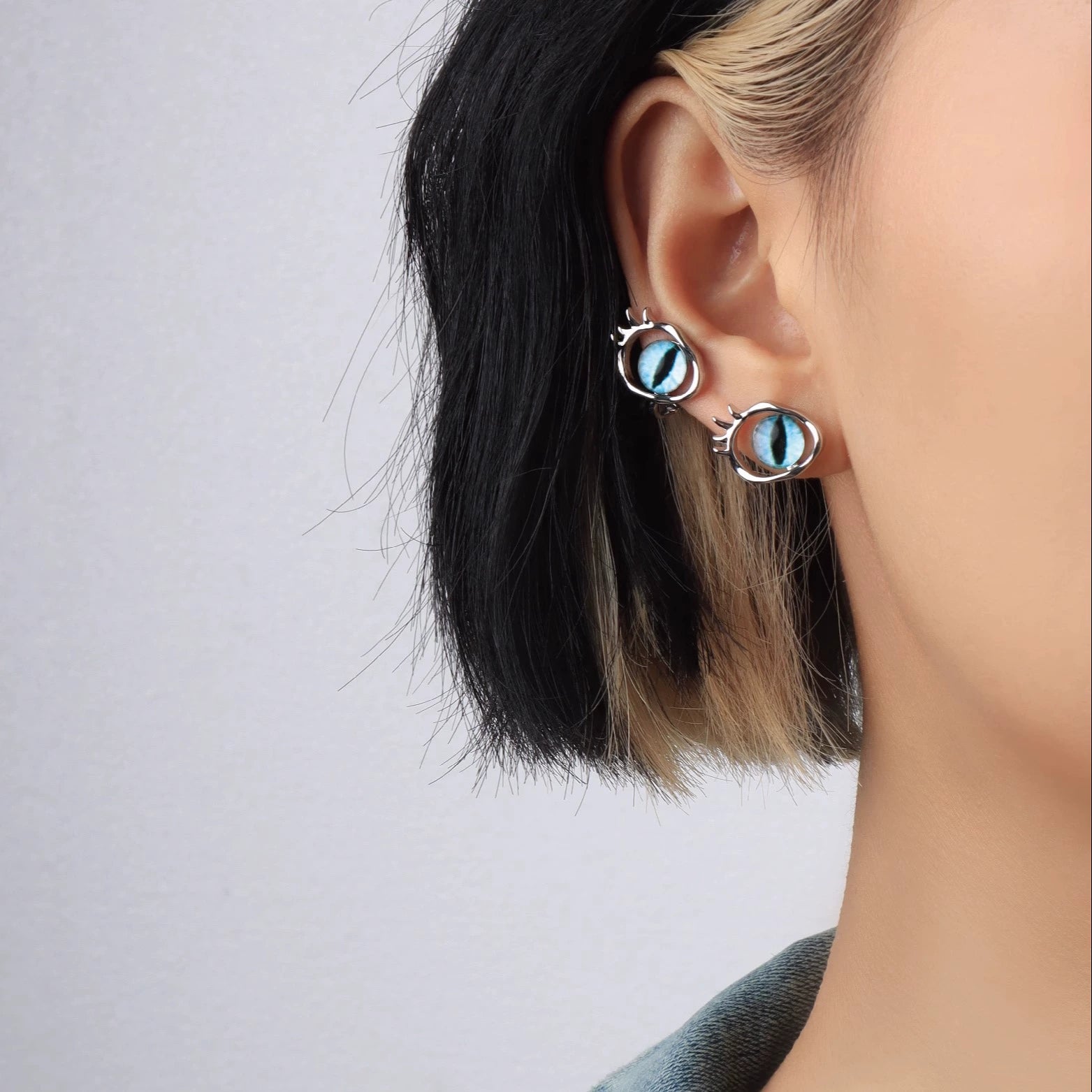 hese earrings are sure to stand out