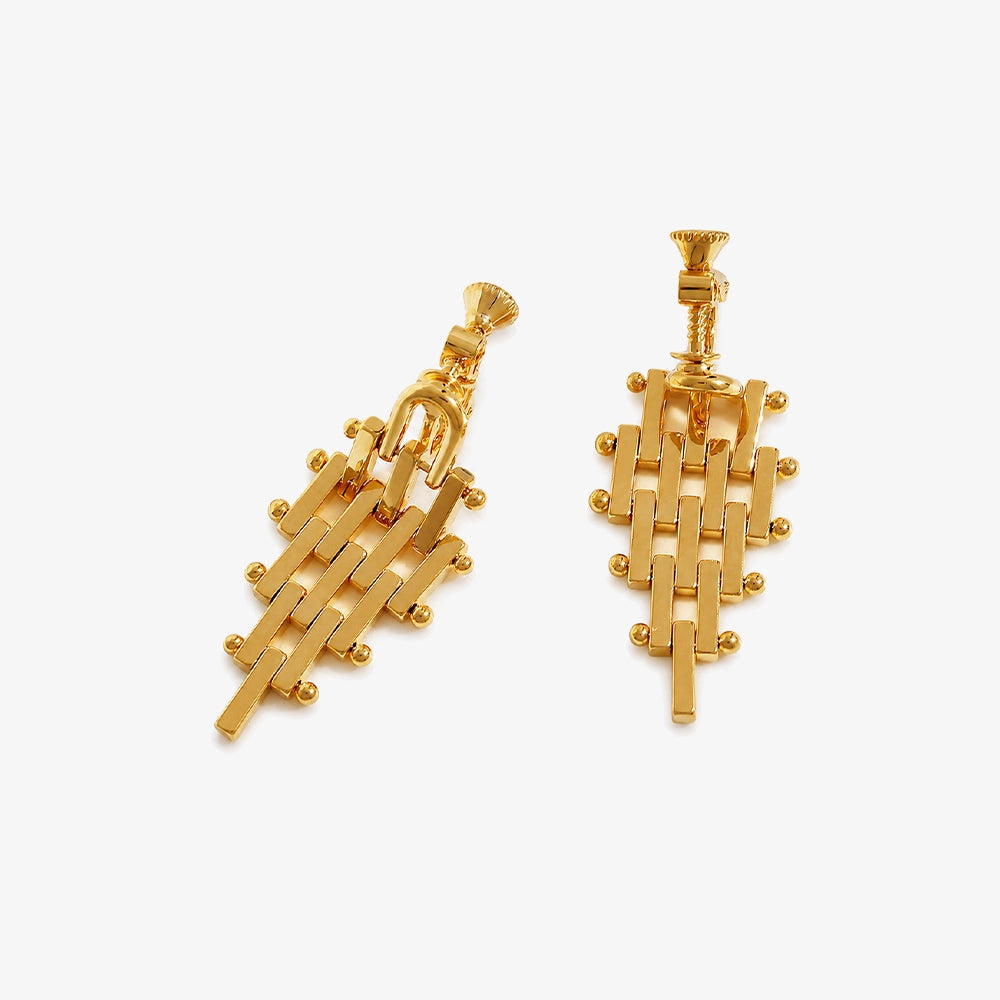 Luxurious Gold Woven Lattice Clip-On Drop Earrings