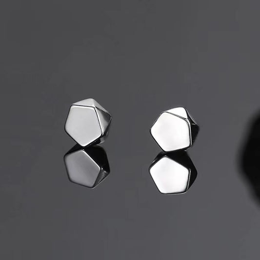 Polygon Magnetic Earrings in Black