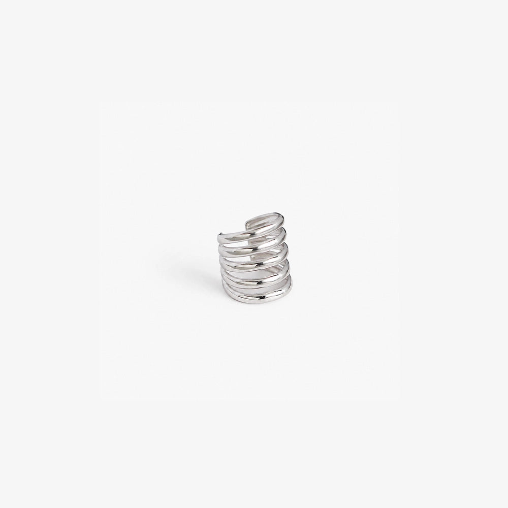 White gold-plated multi-band ear cuff for men made of sterling silver, worn on the helix.