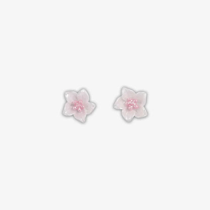 White flower magnetic clip earrings with pink pearl for non-pierced ears